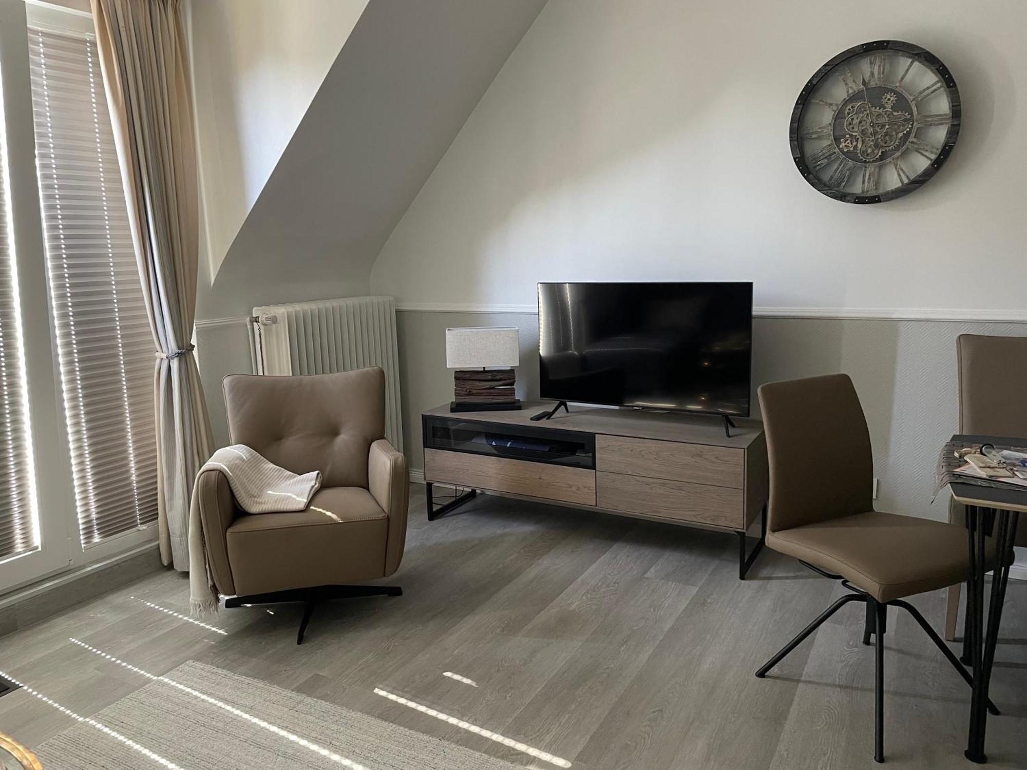 Haus Suedwind Lägenhet Büsum Exteriör bild
